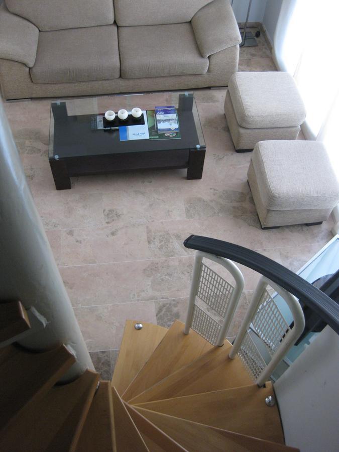 Apartamentos Plaza Picasso Valencia Luaran gambar