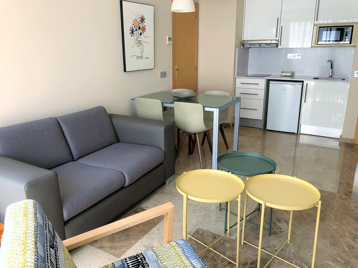 Apartamentos Plaza Picasso Valencia Luaran gambar