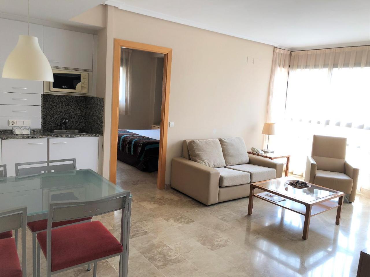 Apartamentos Plaza Picasso Valencia Luaran gambar